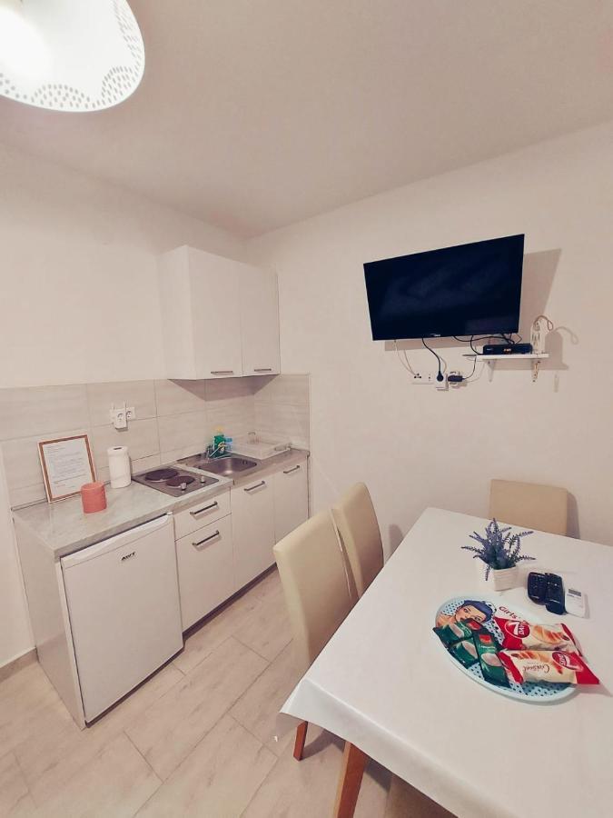 Apartmani Butigan-Tiha Luka Neum Exterior foto
